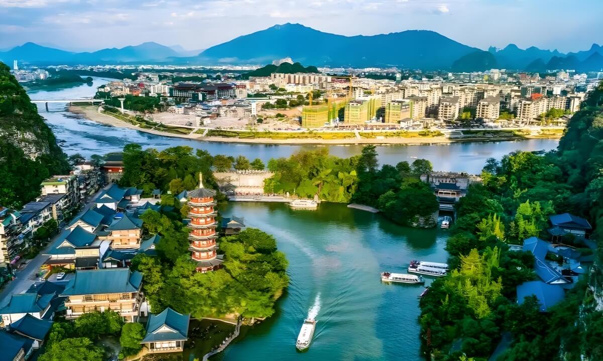 两江四湖.jpg