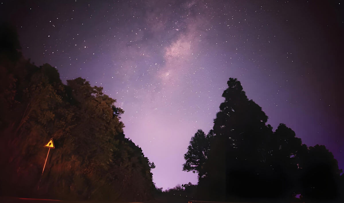 玉林大容山璀璨星空.jpg