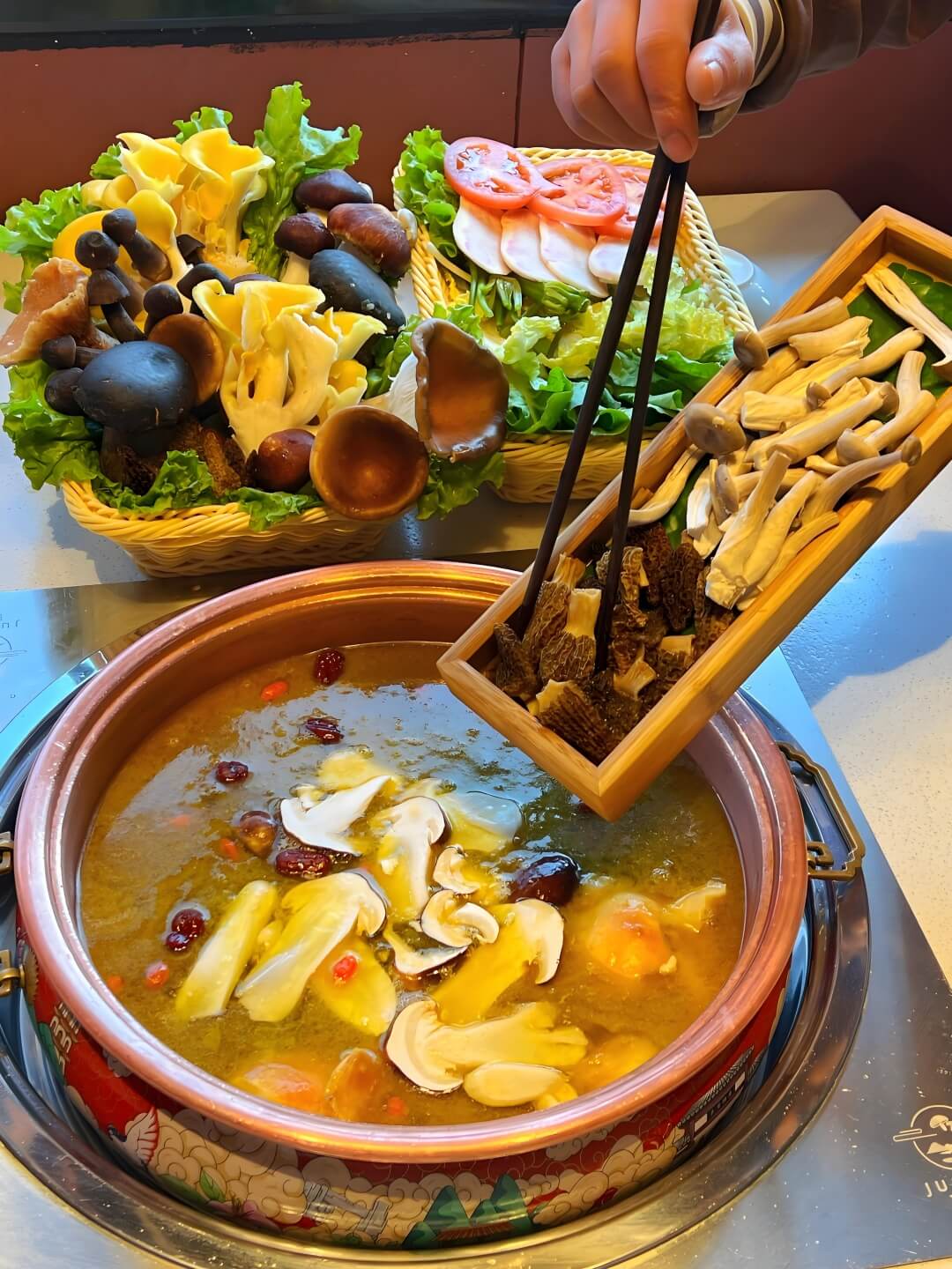 云南鸡枞菌盛宴.jpg