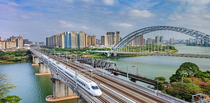 南宁交通高铁.jpg